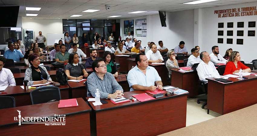 Inició maestría en derecho procesal penal del poder judicial del estado en coordinación con INDEPAC