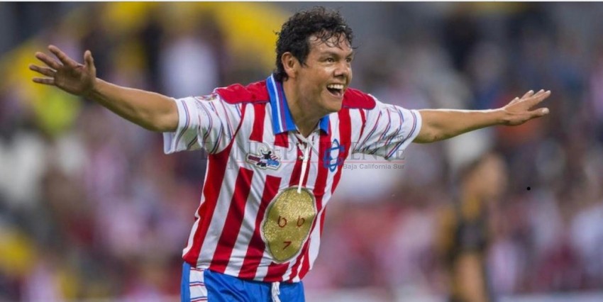 Leyendas del Futbol mexicano firmarán autógrafos en el malecón La Paz