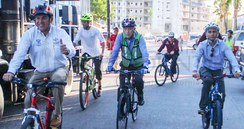 Dan banderazo a las obras para ciclovía de más de 2 kilómetros en La Paz