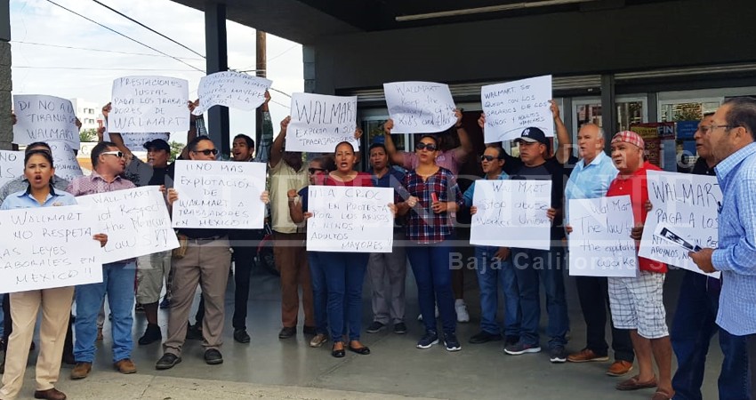 Acusan a Walmart Los Cabos de explotación laboral 