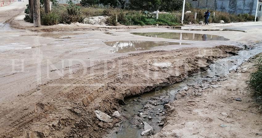 Continúan los derrames de drenaje en calle Nicolás Tamaral de CSL