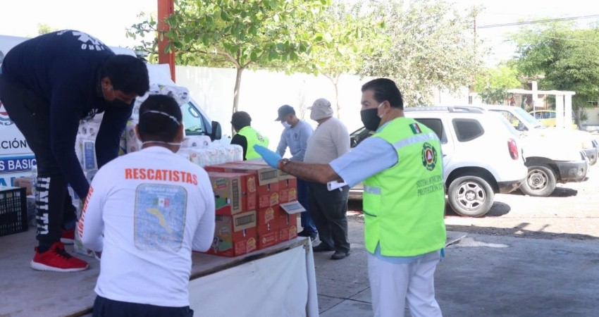 Recibe Protección Civil La Paz donaciones de alimentos y trajes protectores 