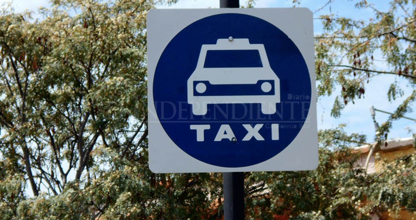 En operación apenas el 50% del total de los taxis en Los Cabos 