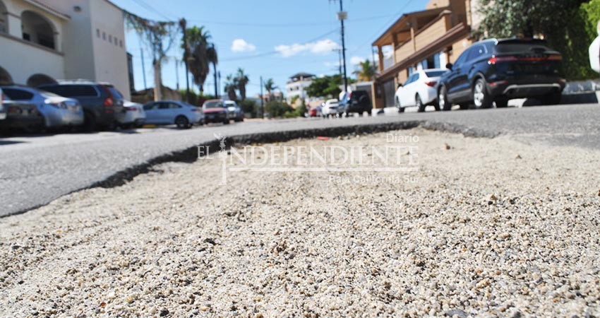 Persisten quejas sobre calles dañadas por reparaciones al sistema de drenaje