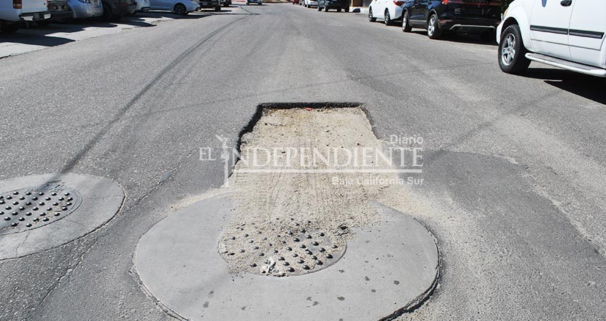 Persisten quejas sobre calles dañadas por reparaciones al sistema de drenaje