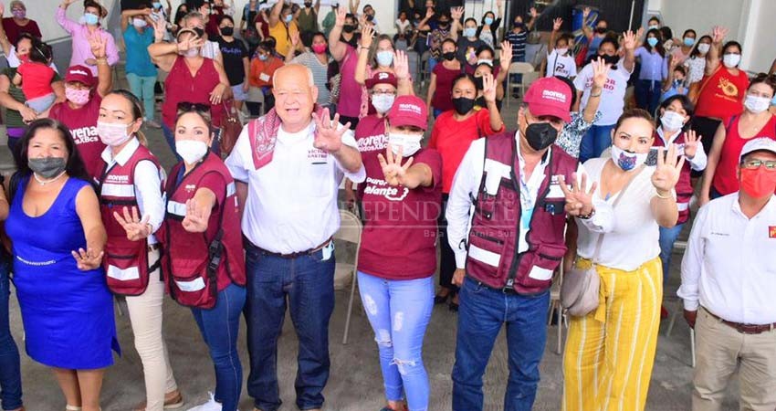 Programas para mujeres emprendedoras, capacitaciones y más centros de desarrollo infantil para hijos de madres trabajadoras, compromete Oscar Leggs  