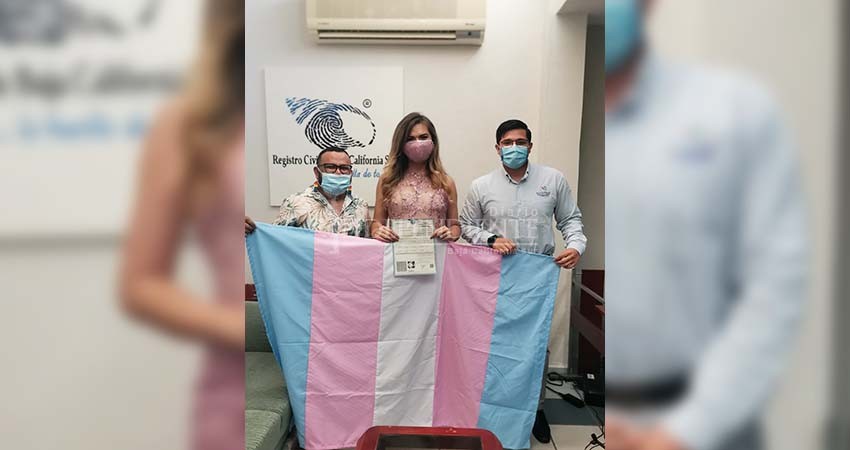 Sasha Ceseña hace historia en BCS: primera mujer trans en ejercer la Ley de Identidad de Género 