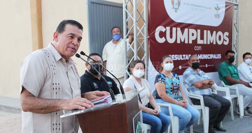 Entrega el Alcalde de La Paz nuevo gimnasio de Box