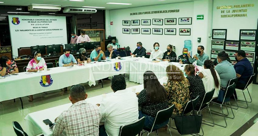 Recibe Congreso local Agenda Política LGBT+ de BCS